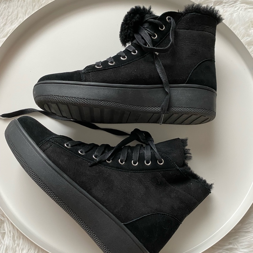 J/Slides Jasper booties